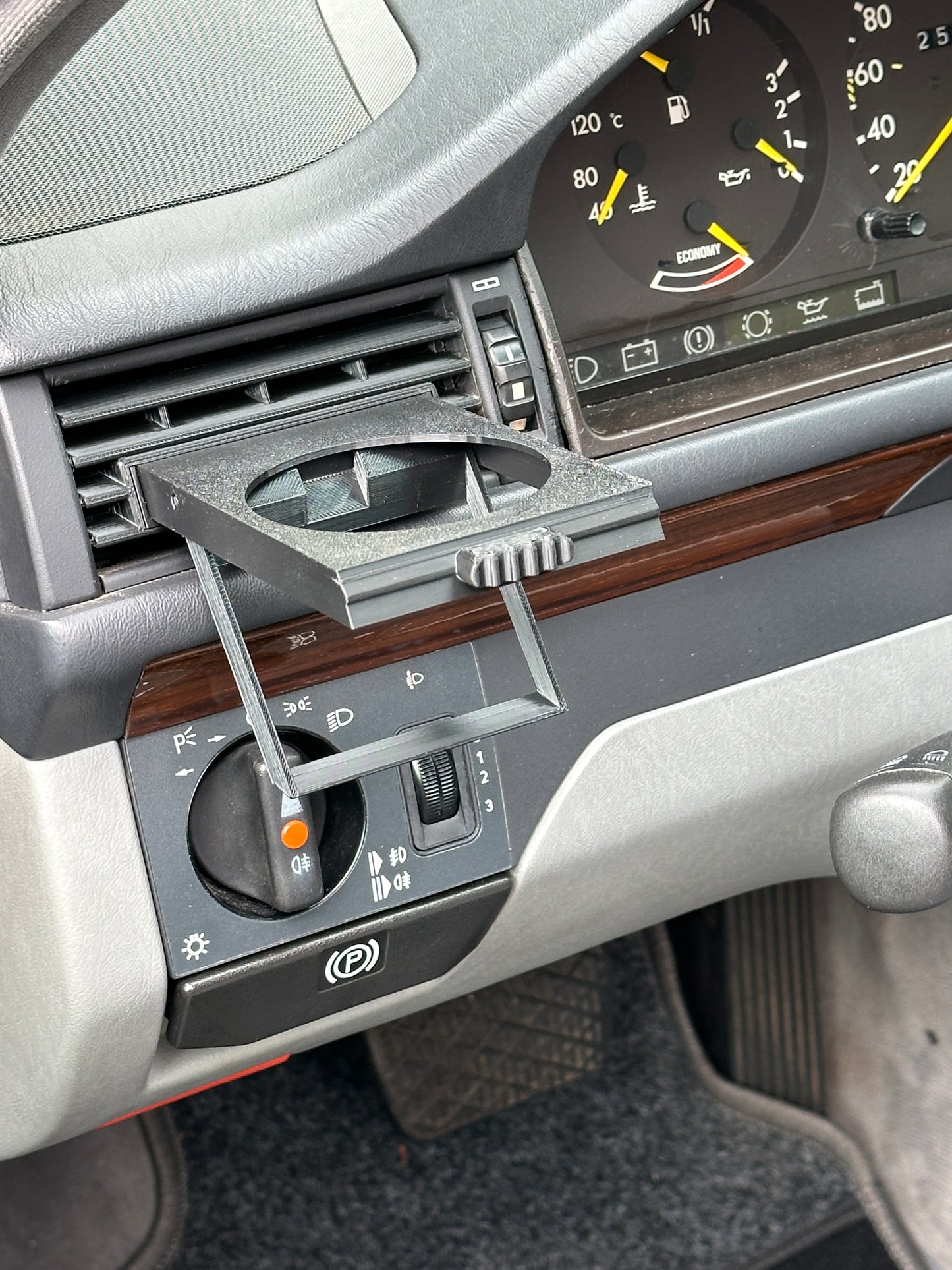 Becherhalter Mercedes W124